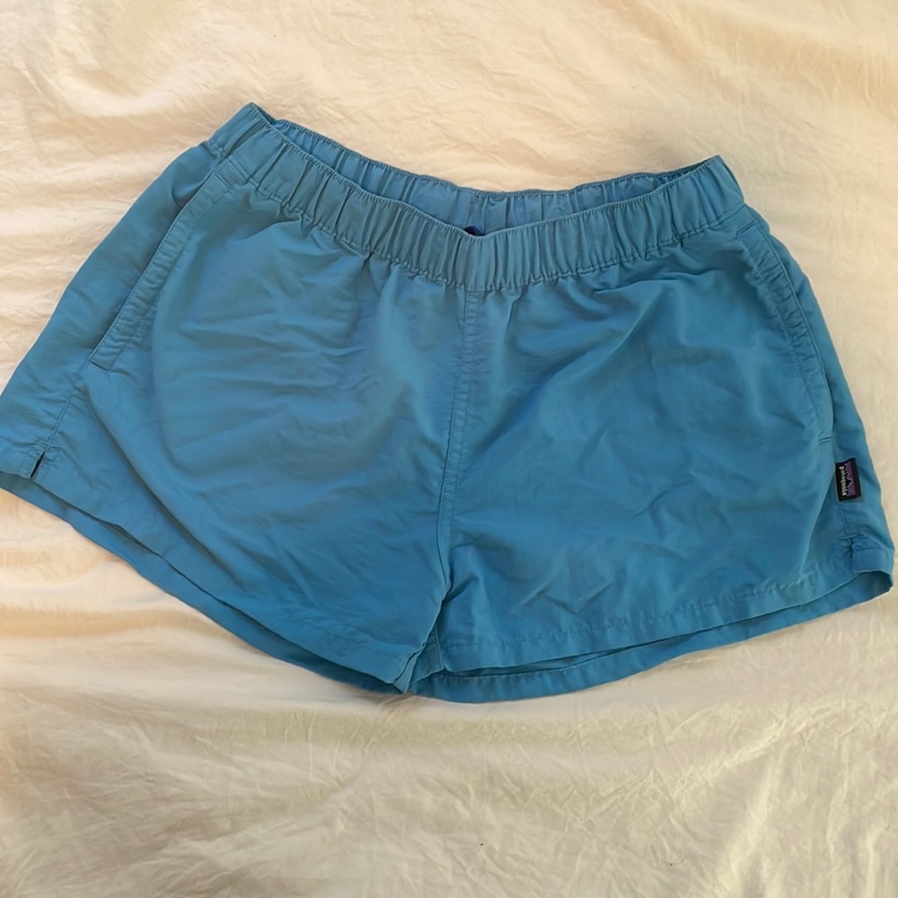 Patagonia baggies size medium blue